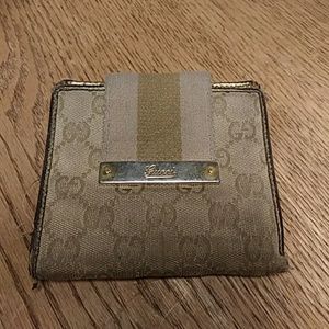 GUCCI WALET- LEATHER gold